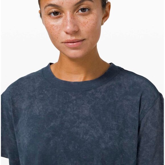 Lululemon All Yours Crop Tee *Wash Cloudy Wash True Navy - Picture 4 of 9